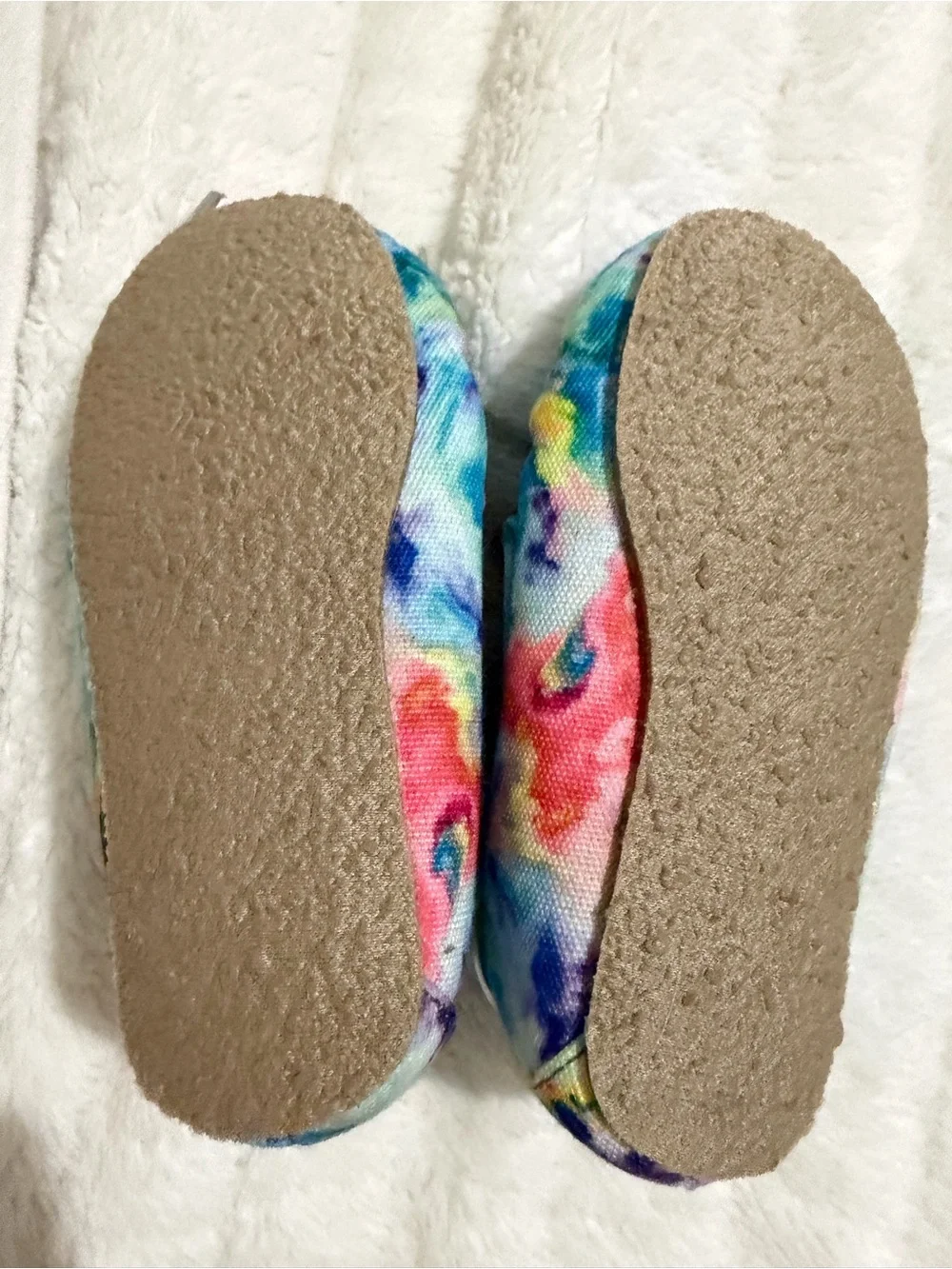 Minnetonka Multi-Color Tie-Dye Faux Fur Lined Moccasins Size Kids 8
